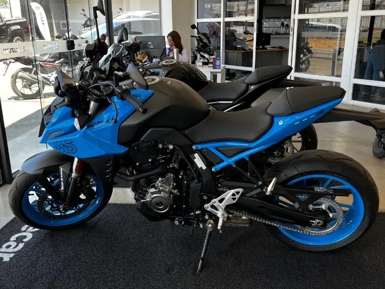 SUZUKI GSX-8S. - Foto 5