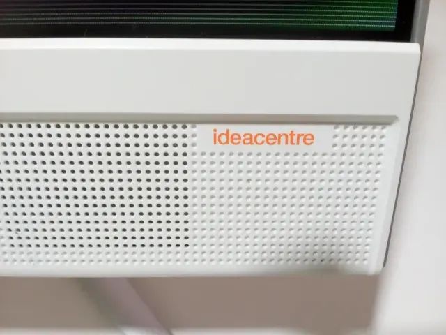 Lenovo Ideacentre Aio 510-22asr - TELA COM DEFEITO - Foto 2