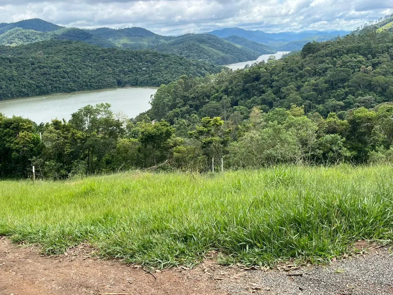 Terrenos Particulares e Documentados / Infraestrutura Completa - Foto 3
