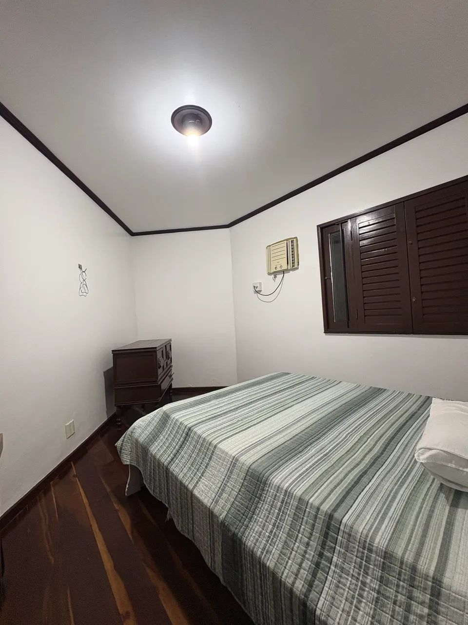 Alugo casa ampla para moradia ou comércio - Foto 5