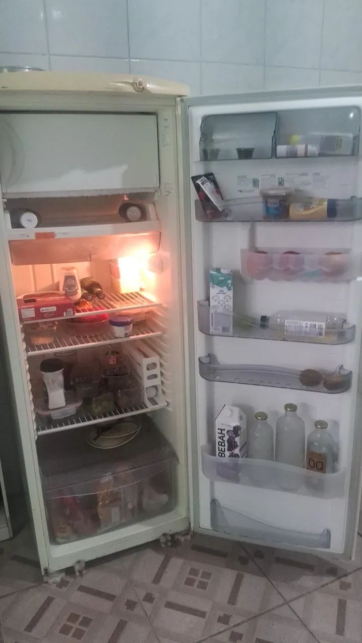 Geladeira - Foto 2
