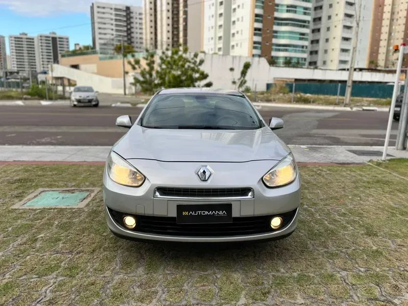 Renault Fluence Sed. Dynamique 2.0 16V Flex Mec. 2013 - Foto 2