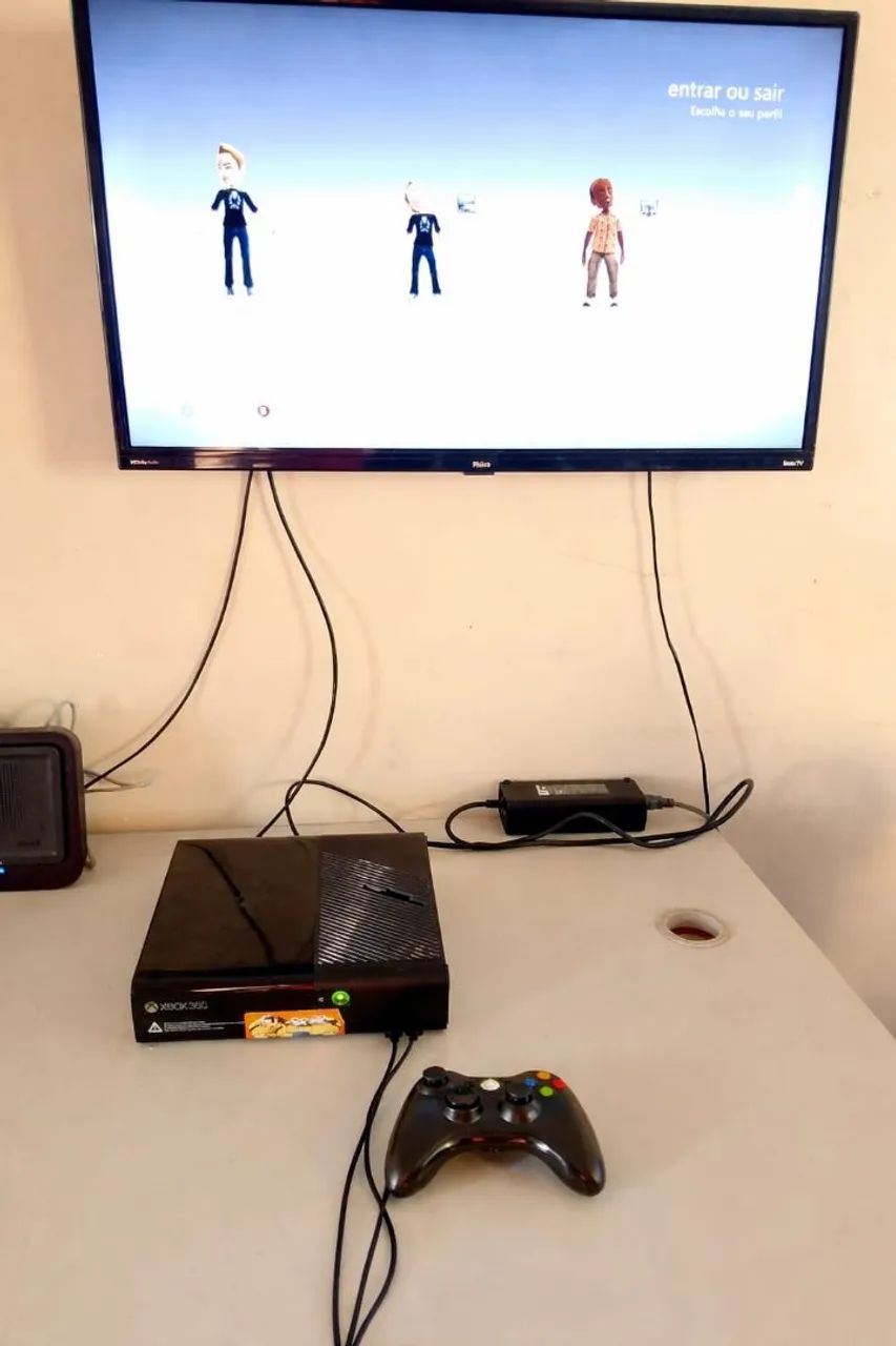 Vendo Xbox 360 com jogos faço entrega aceito cartão - Foto 2