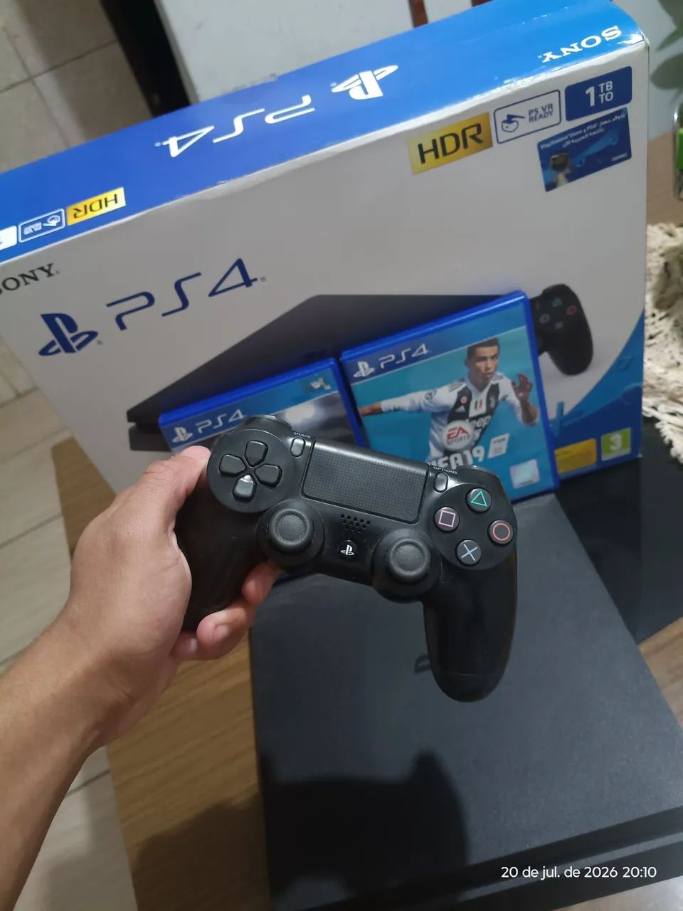 PS4 SLIM 1TB - Foto 3