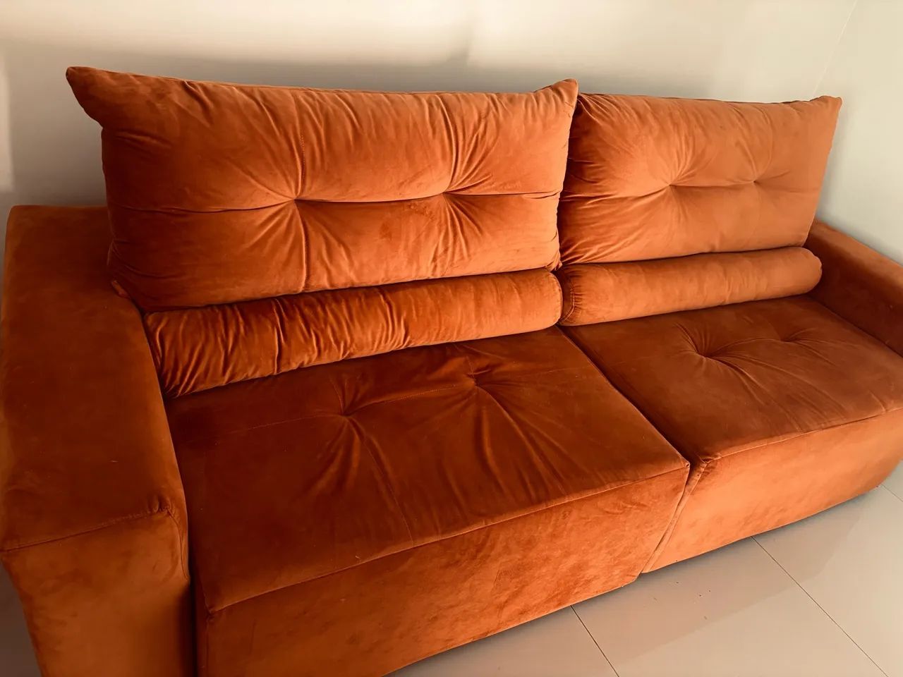 Vendo Sofá 4 Lugares Retrátil Máximo 2.50m Veludo Terracota