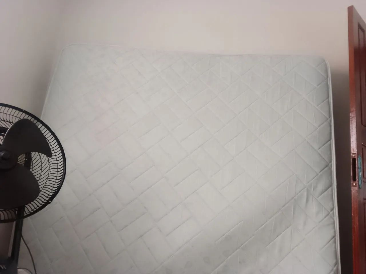Vendo colchão king 