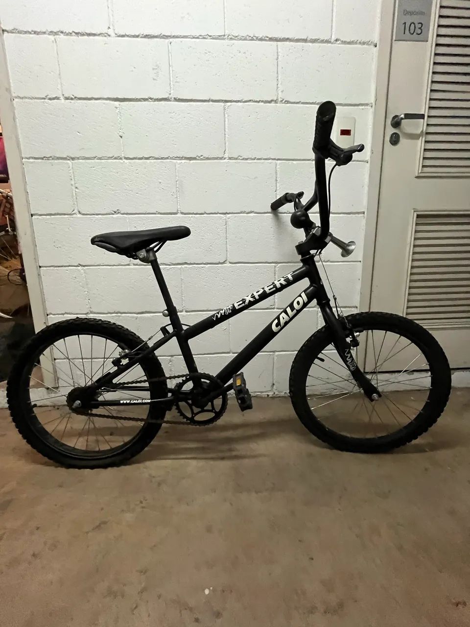 Bicicleta Caloi EXPERT Modelo BMX  - Foto 4