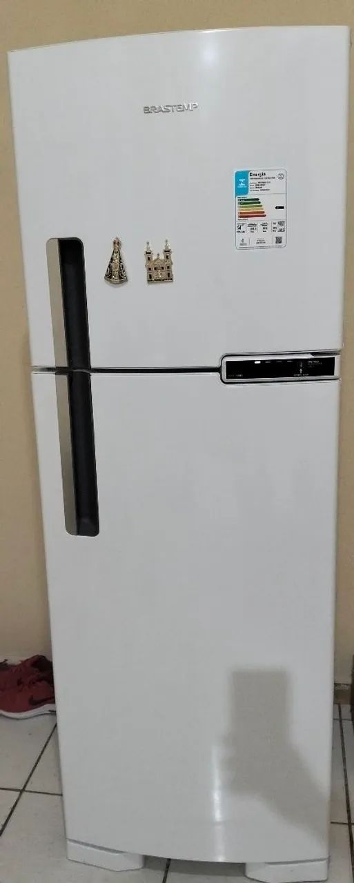 Vendo Geladeira 