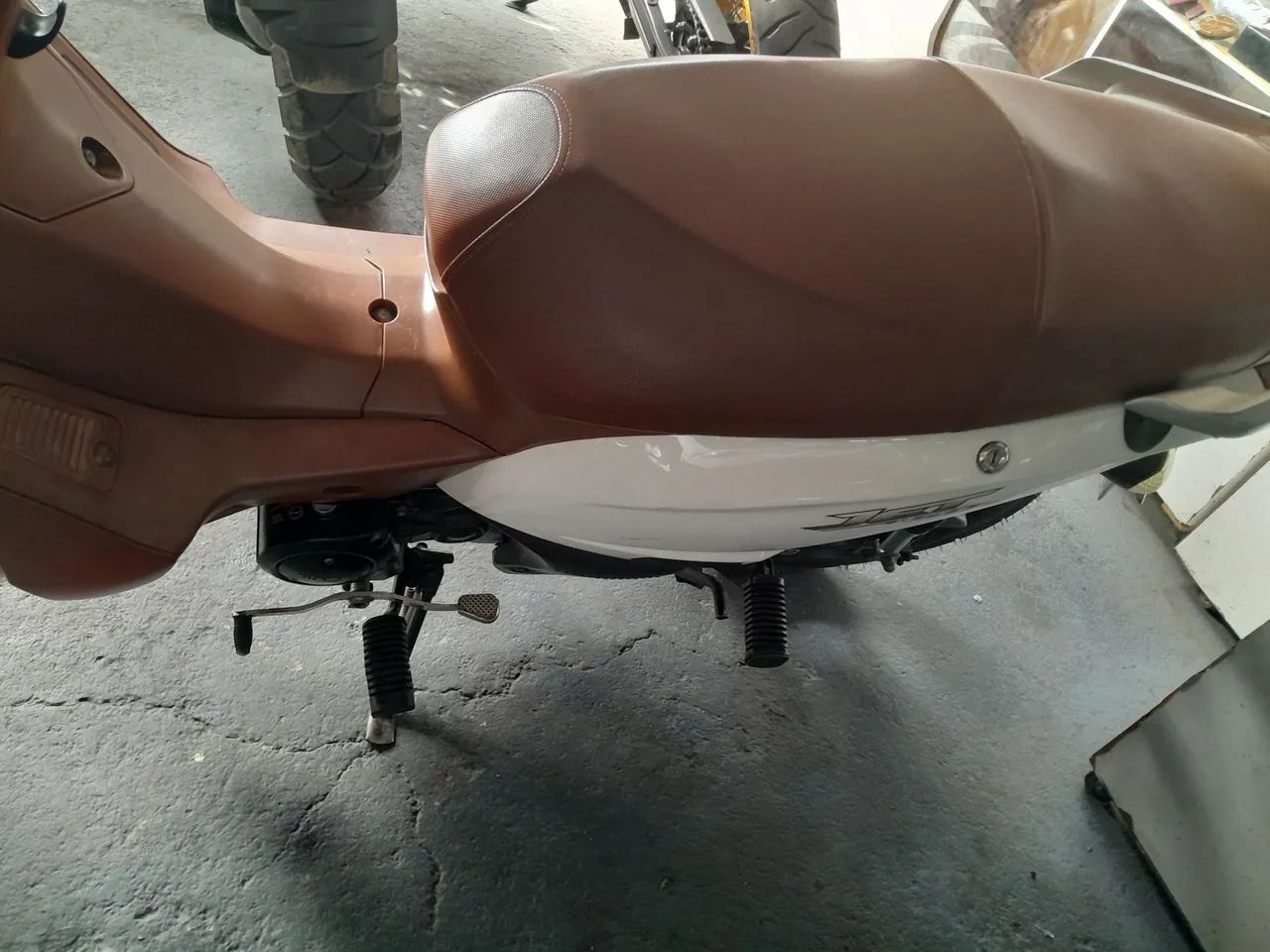Vendo JET 50cc 2023 com baixo KM - Foto 3