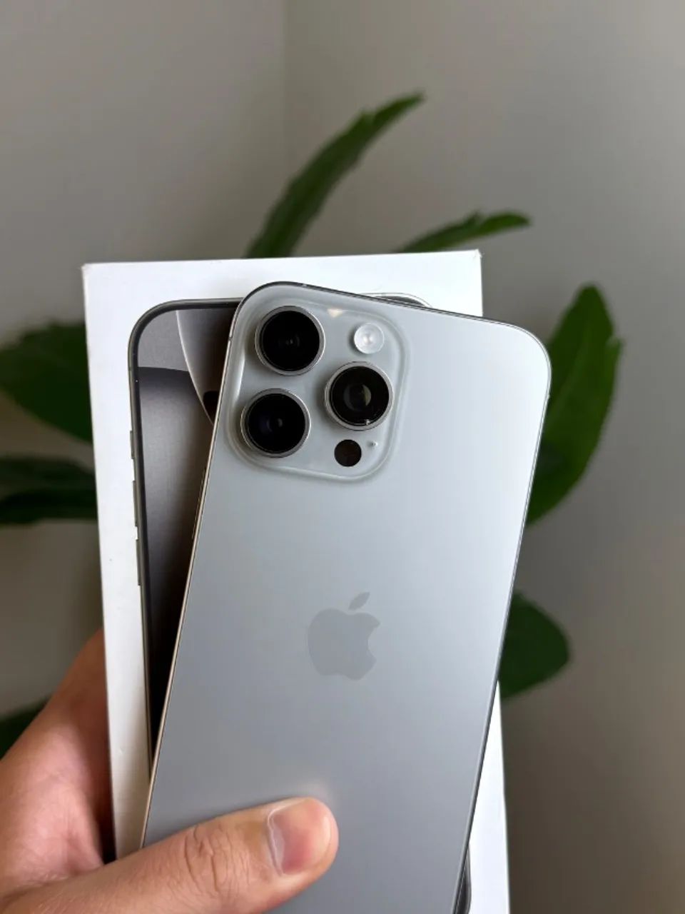 iPhone 16 Pro Max 256gb - Natural - Foto 3