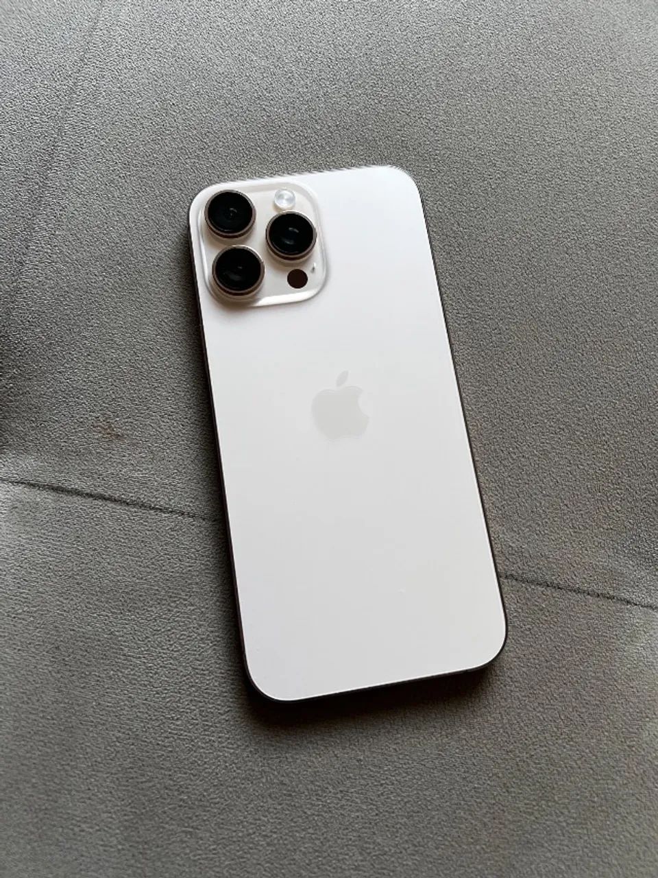 iPhone 16 Pro Max 256GB - Foto 2