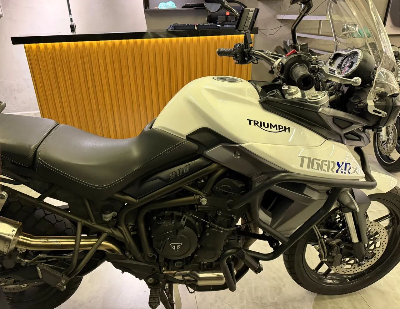 Tiger 800 XRX 
