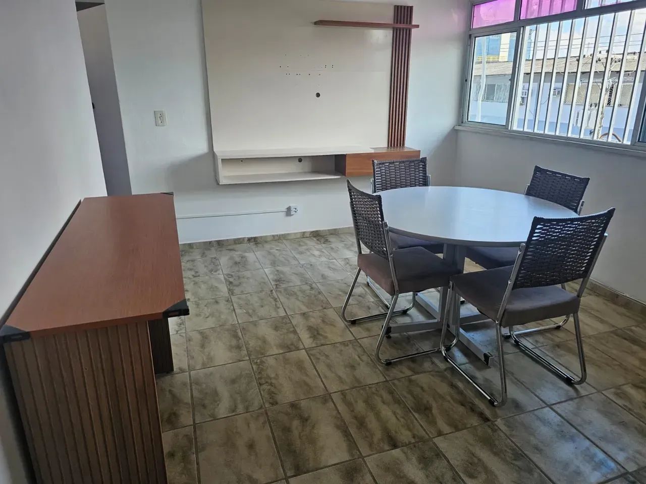 ALUGO APARTAMENTO SEMI MOBILIADO CONJUNTO TOCANTINS - Foto 4