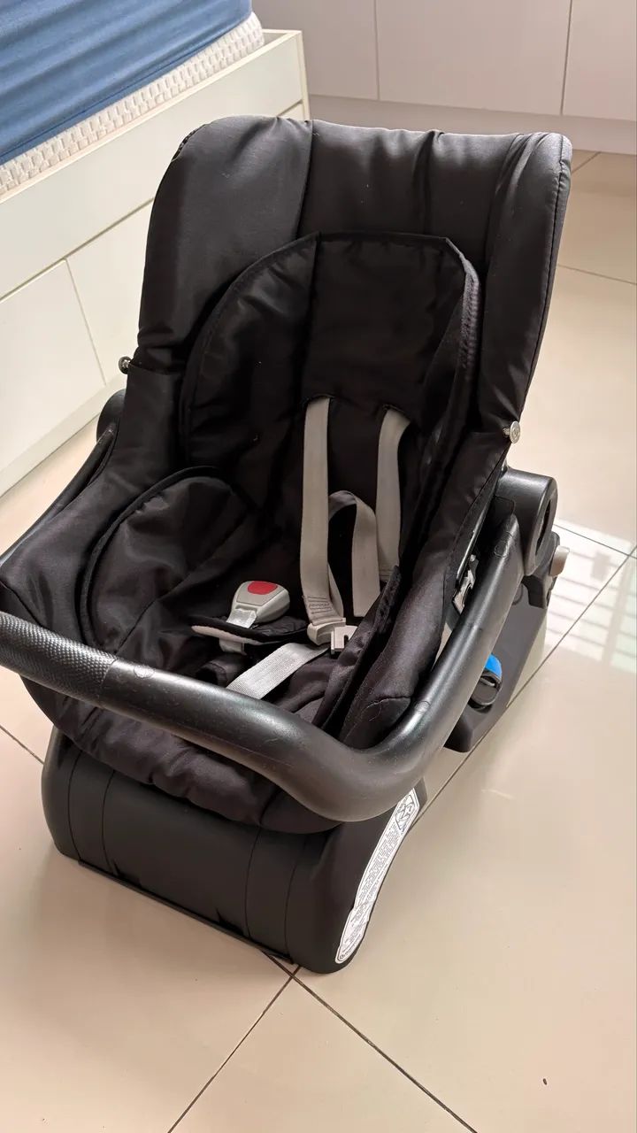 Bebê conforto mais base