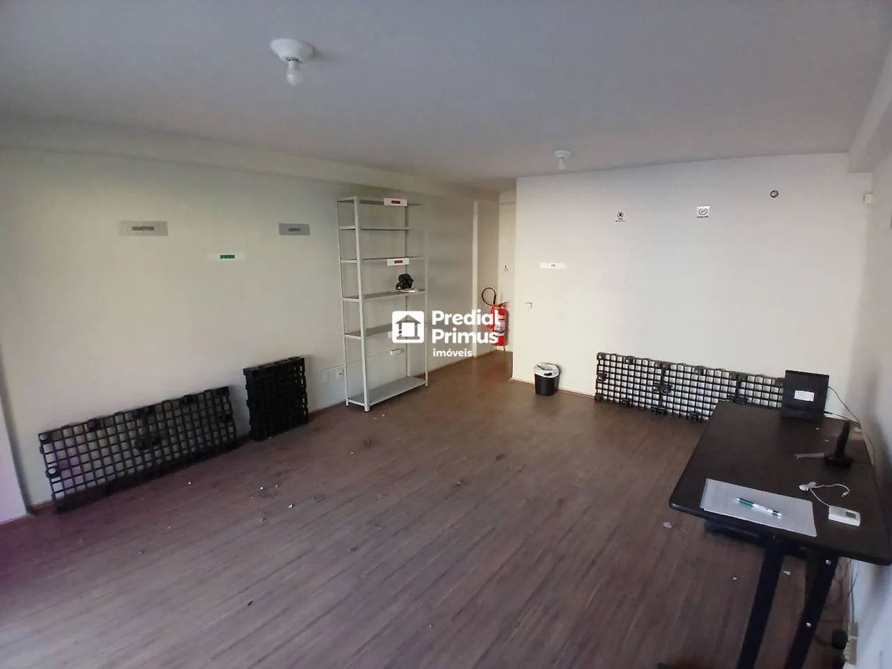 Sala para alugar, 37 m² - Centro - Nova Friburgo/RJ - Foto 5