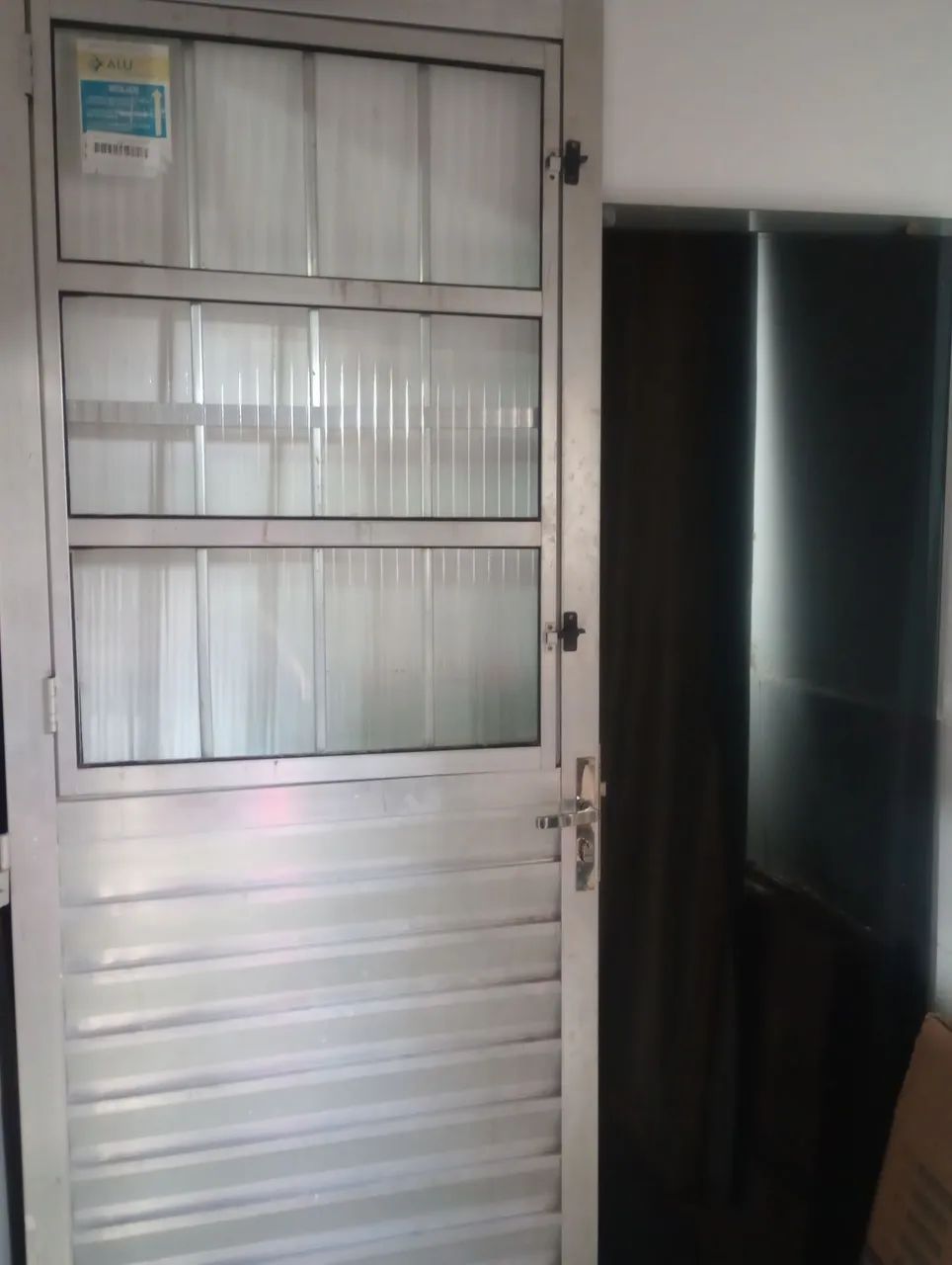 Porta de Alumínio e Box de Vidro Fumê 
