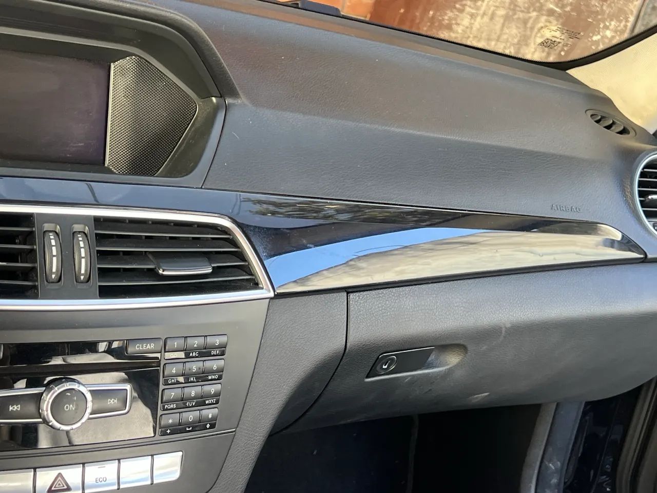 Mercedes-Benz C-180 2014