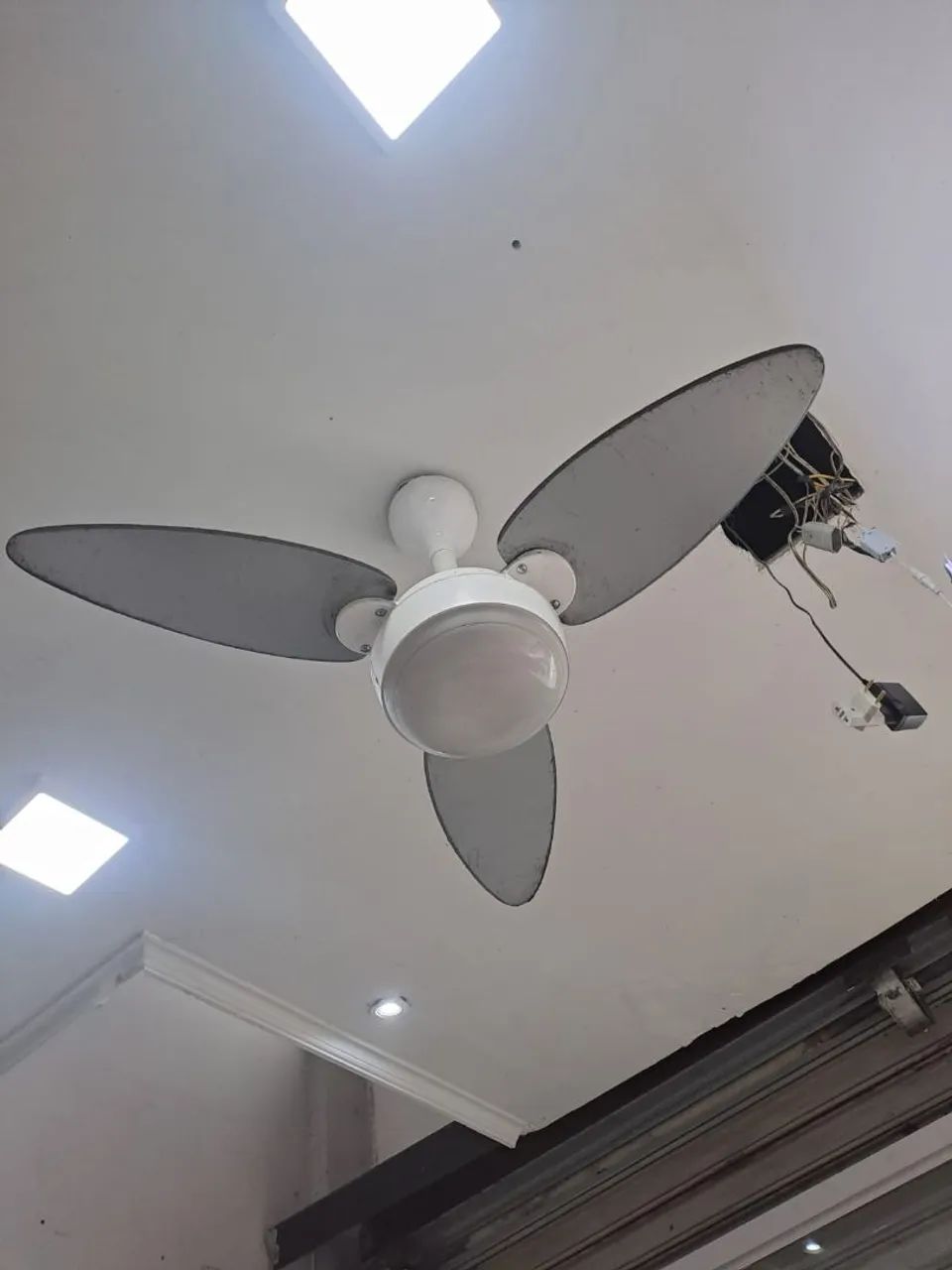 Ventilador de teto com controle  - Foto 2