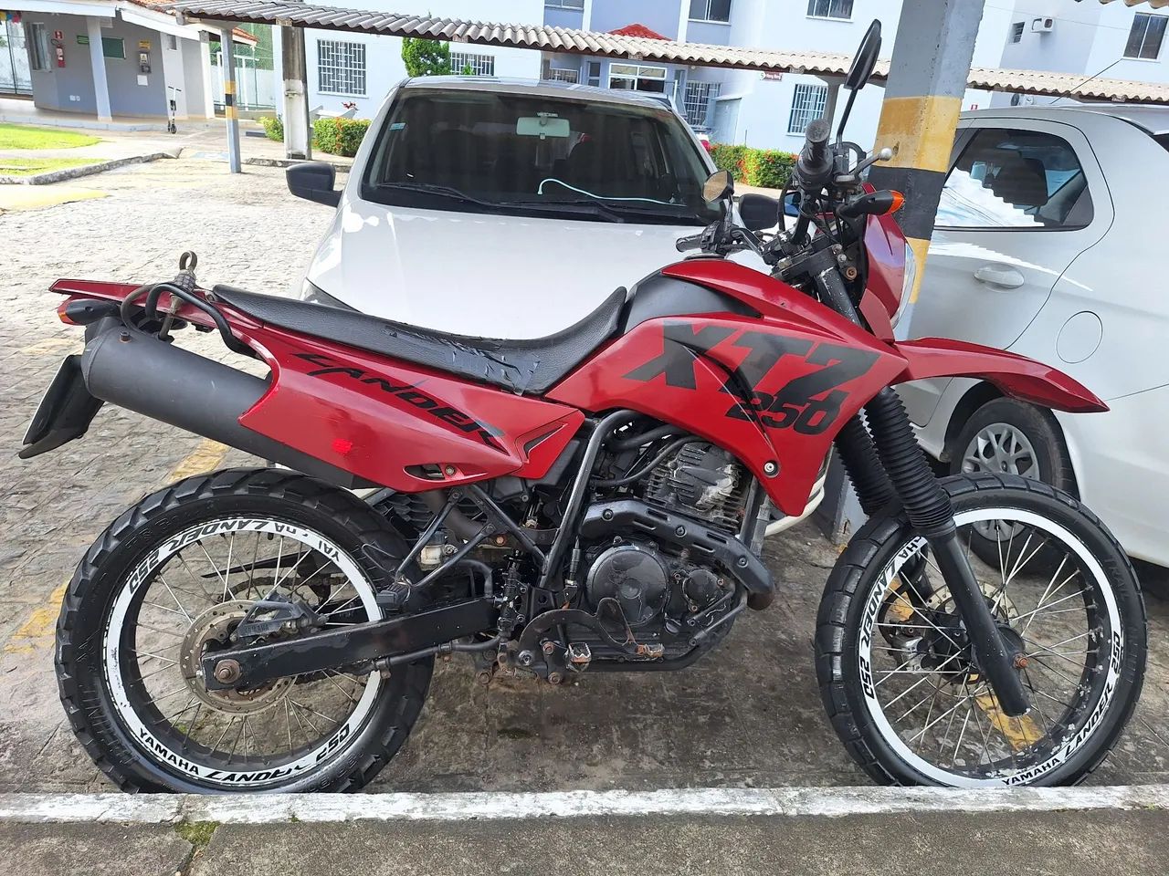 Vendo Lander 250cc ano 2012