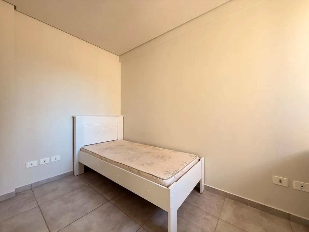 Apartamento para alugar em Maringá, Zona 07, com 1 quarto, com 29 m², Residencial Arezzo - Foto 5