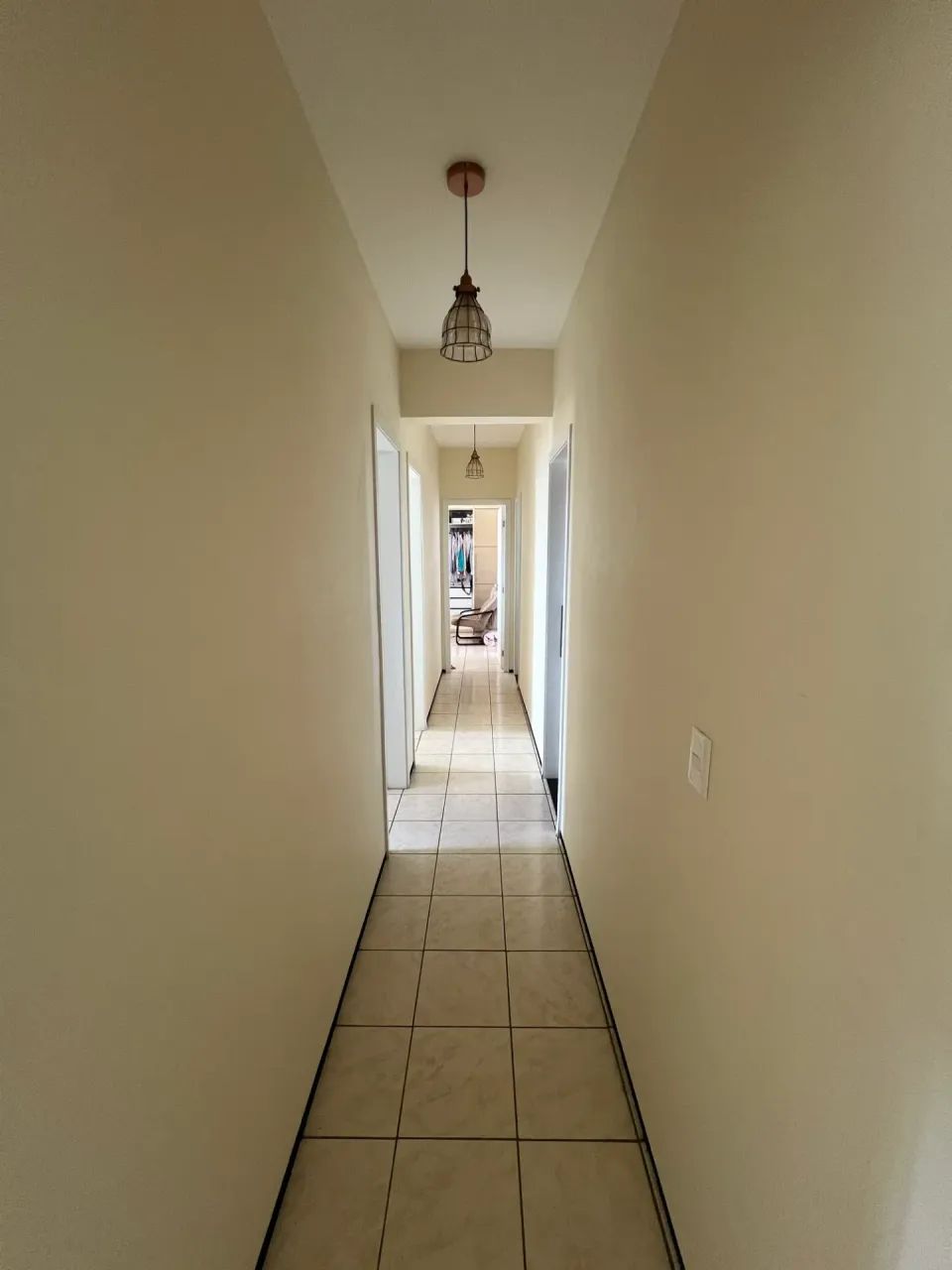 Apartamento bem localizado e mobiliado - Foto 4