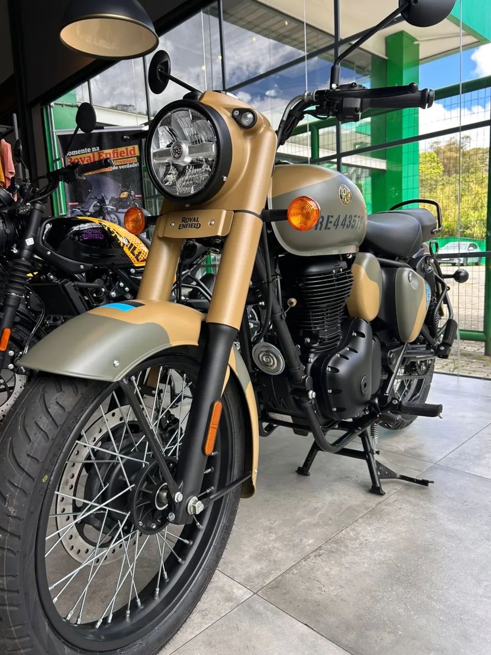 Classic 350 Command Sand 25/26 - 0km  - Foto 2