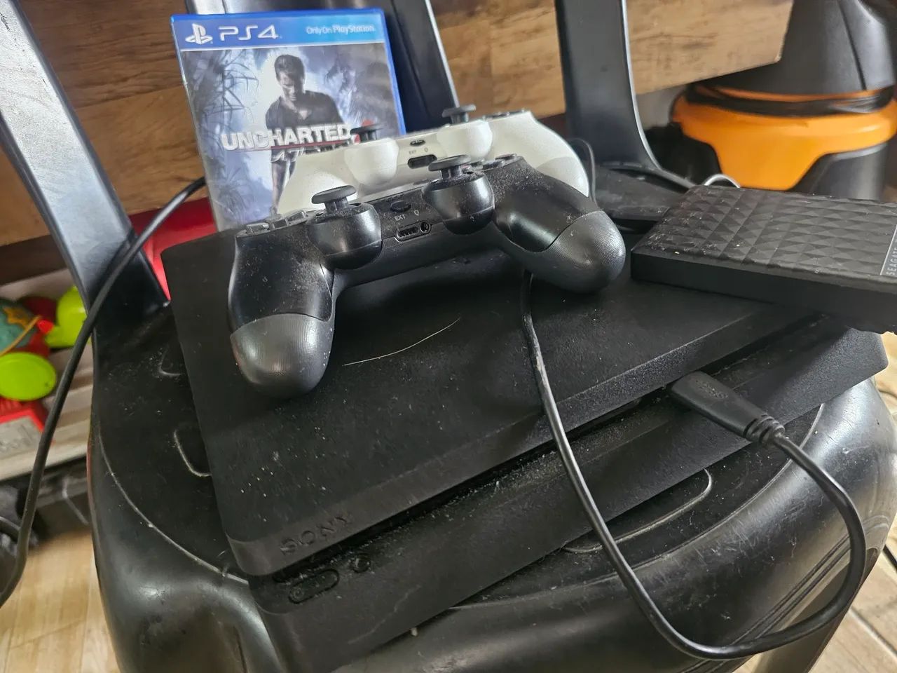 Ps4 slim