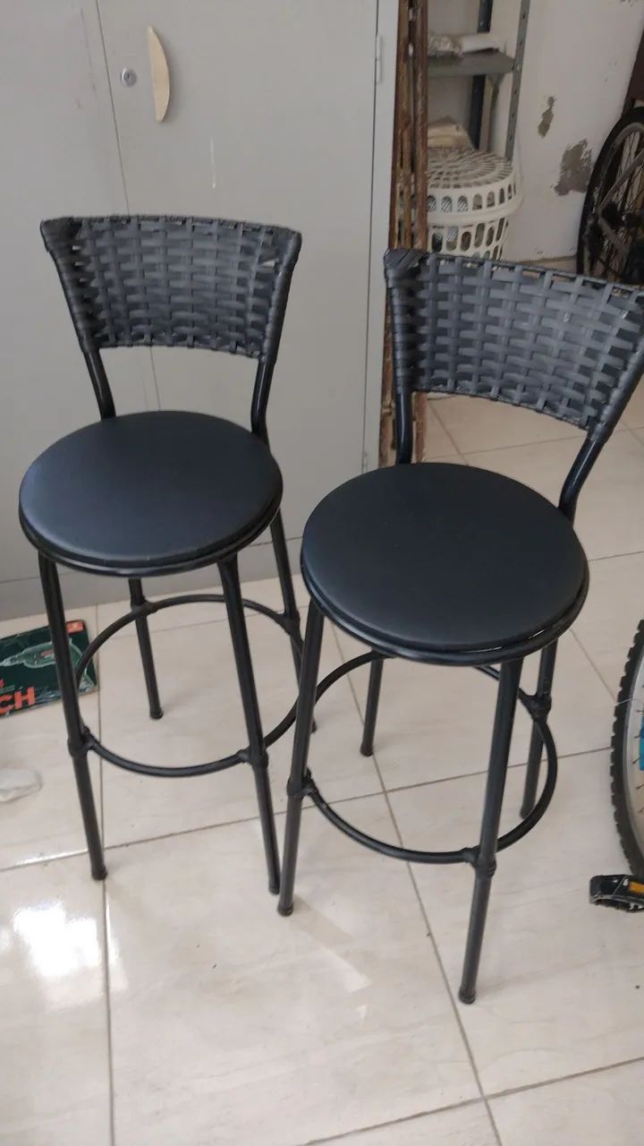 Cadeiras para bancadas