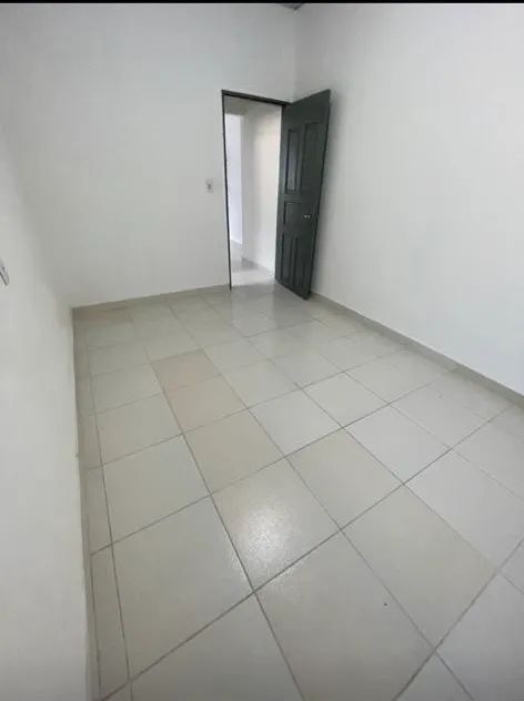 Alugo Apto no Japiim Rua Pública/ 2 quartos  - Foto 5
