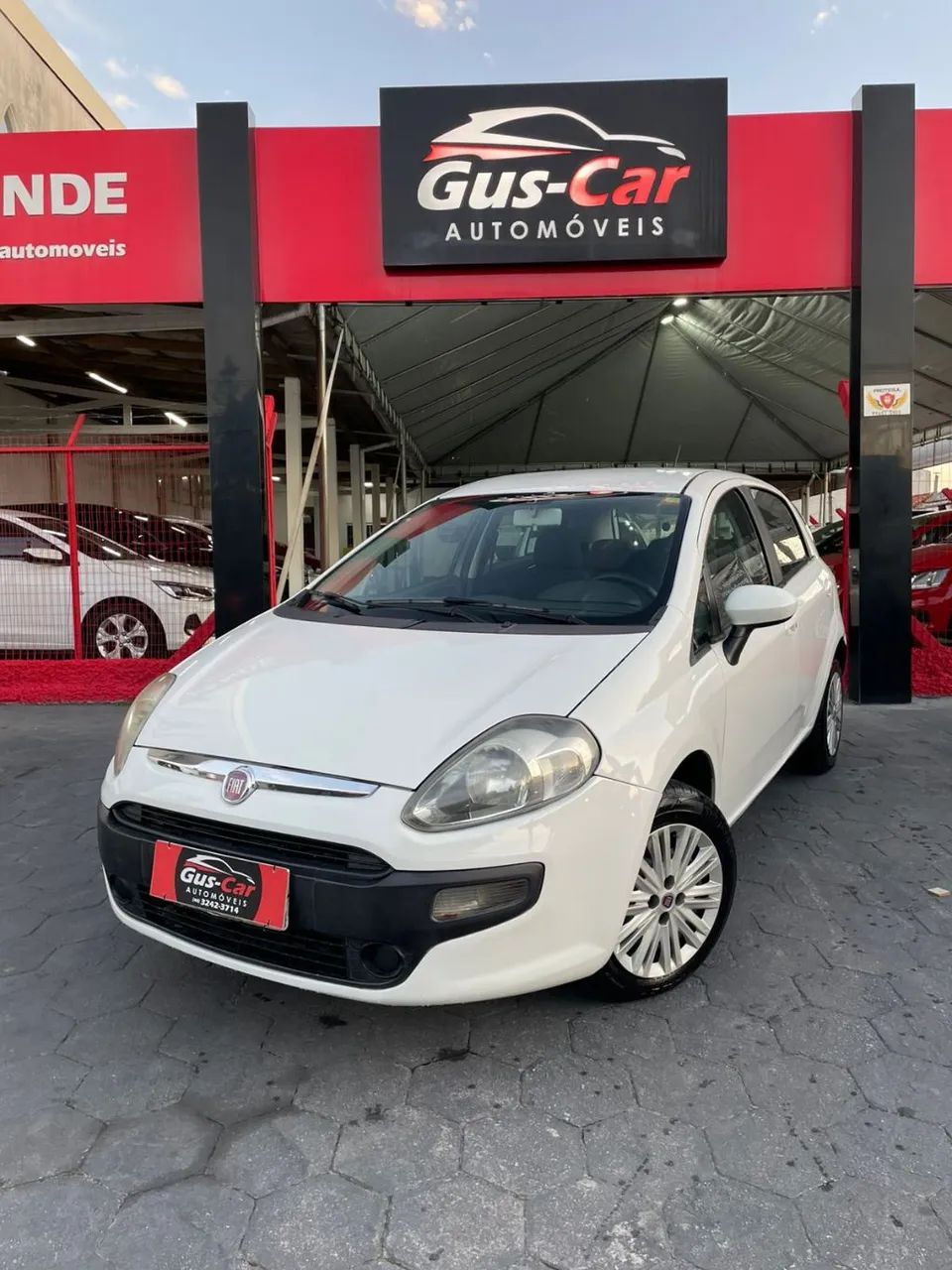 Fiat Punto Attractive 1.4 Fire Flex 8V 5P 2013