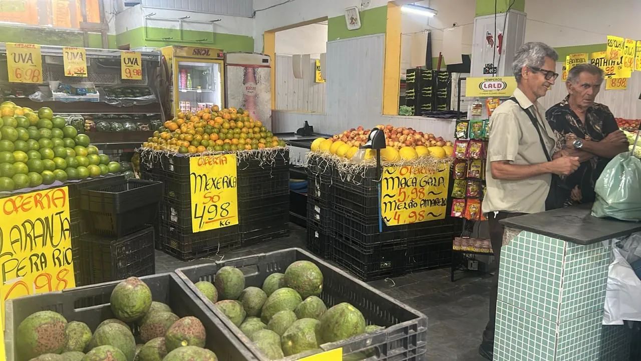 Vendo sacolão e mercearia  - Foto 2