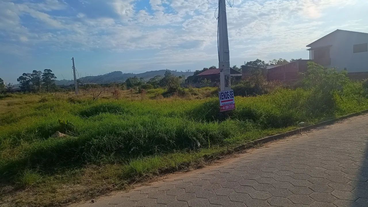 TERRENO 14 X 25m