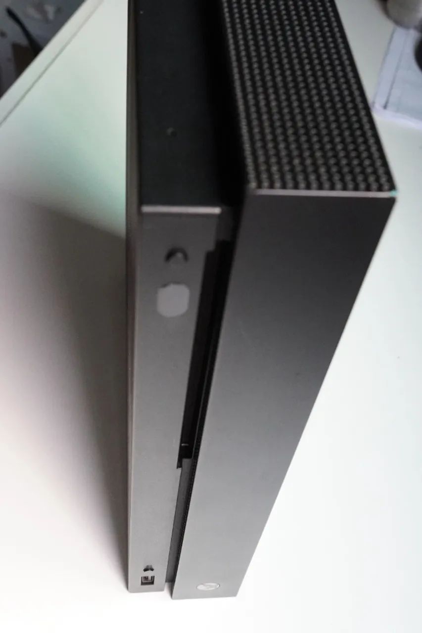 Xbox One X 100% - Foto 5