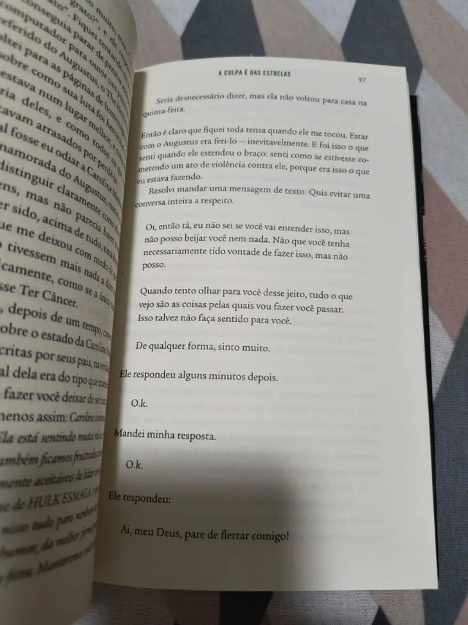 livro a culpa é das estrelas - Foto 2
