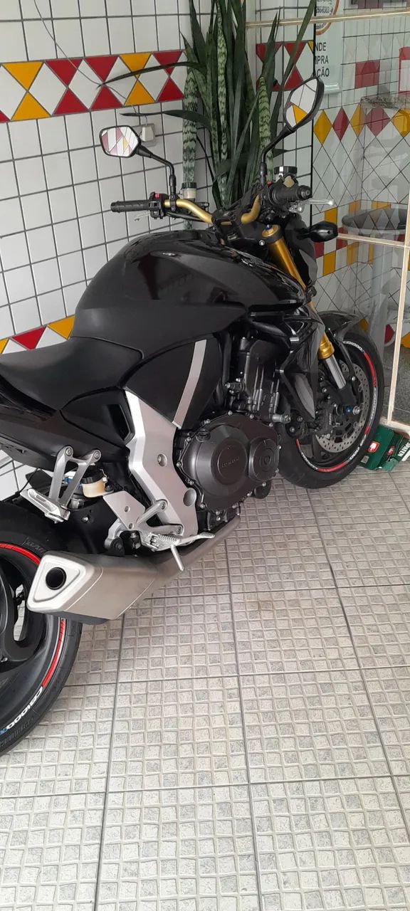 CB 1000R  - Foto 2