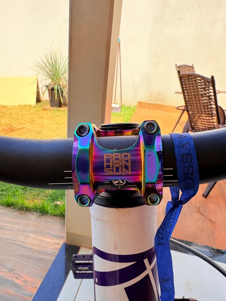 VENDO BICICLETA GIOS BR BRANCA E ROXA - Foto 4