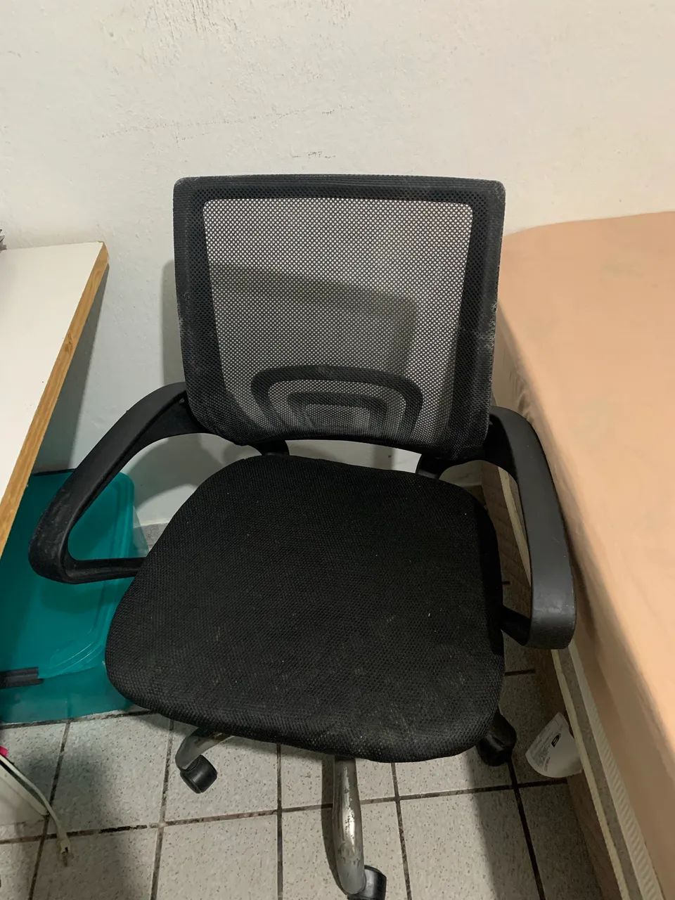 02 cadeiras de escritório - Foto 4