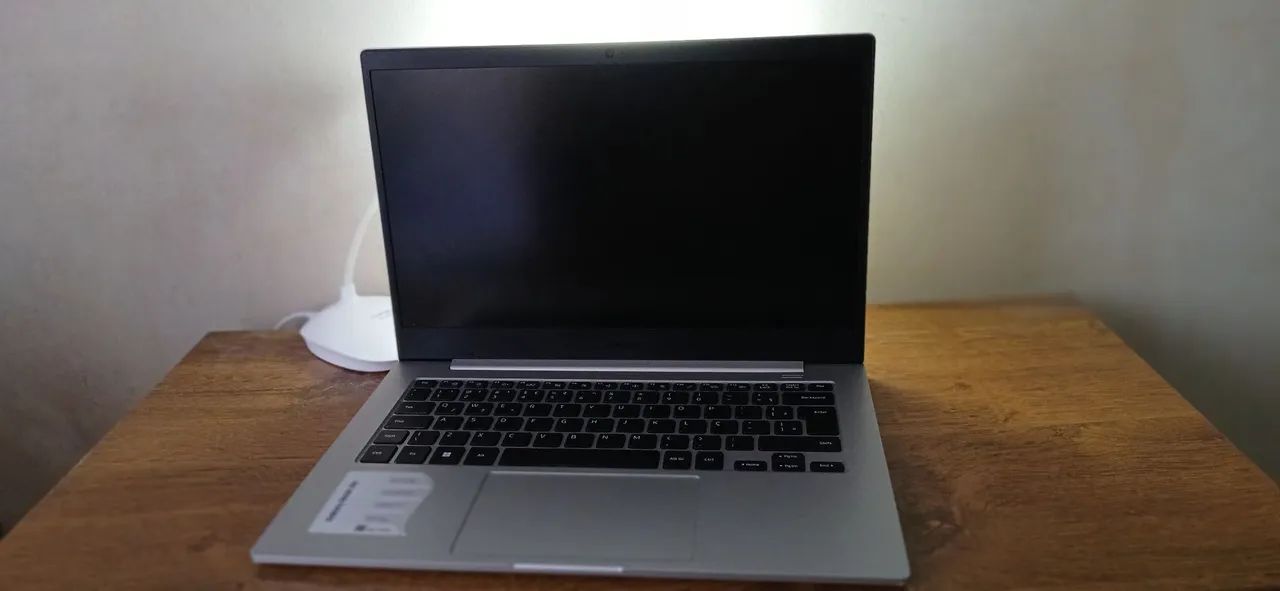 [Notebook] SAMSUNG Galaxy Book Go. C/ Carregador e case - Foto 2