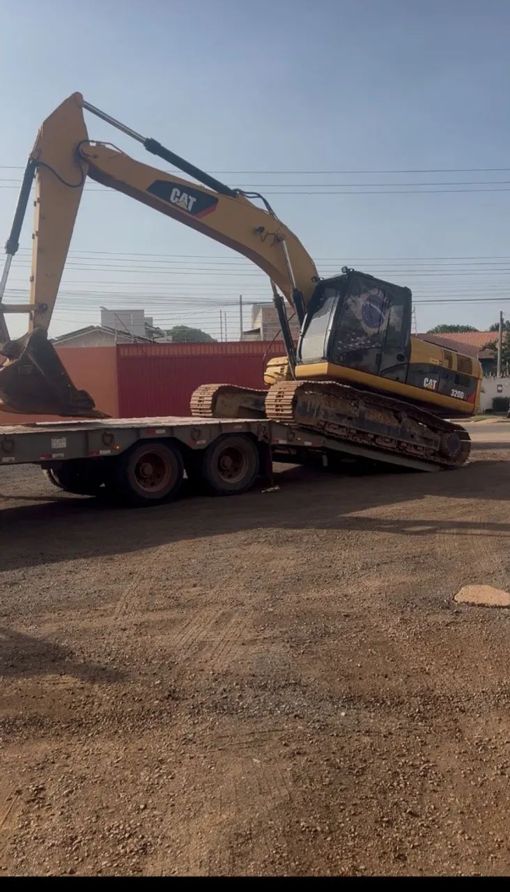 ESCAVADEIRA CAT 320DL ANO 2011 - Foto 4