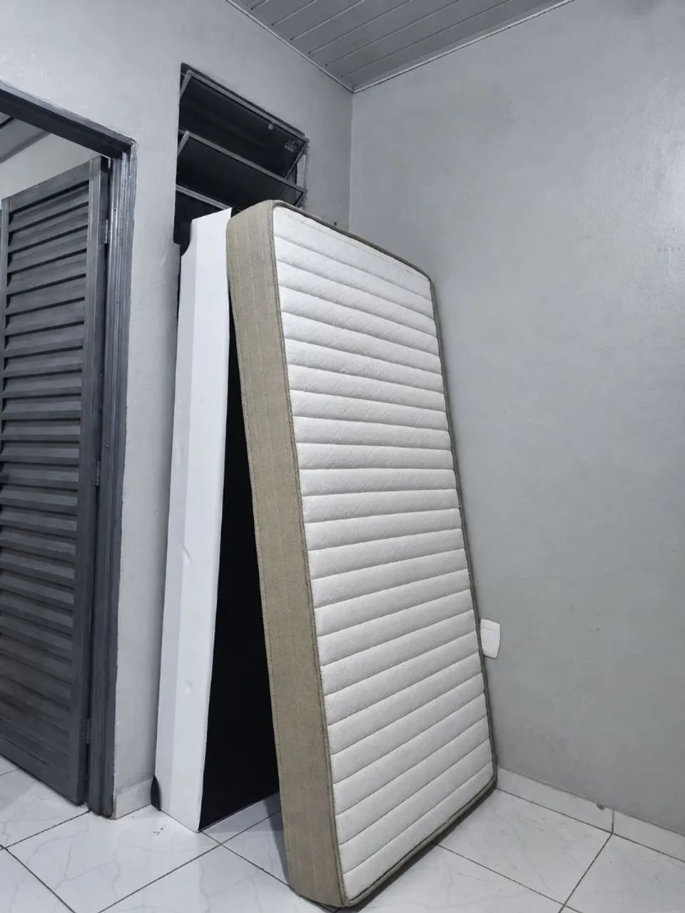 CAMA SOLTEIRO ORTOBOM?