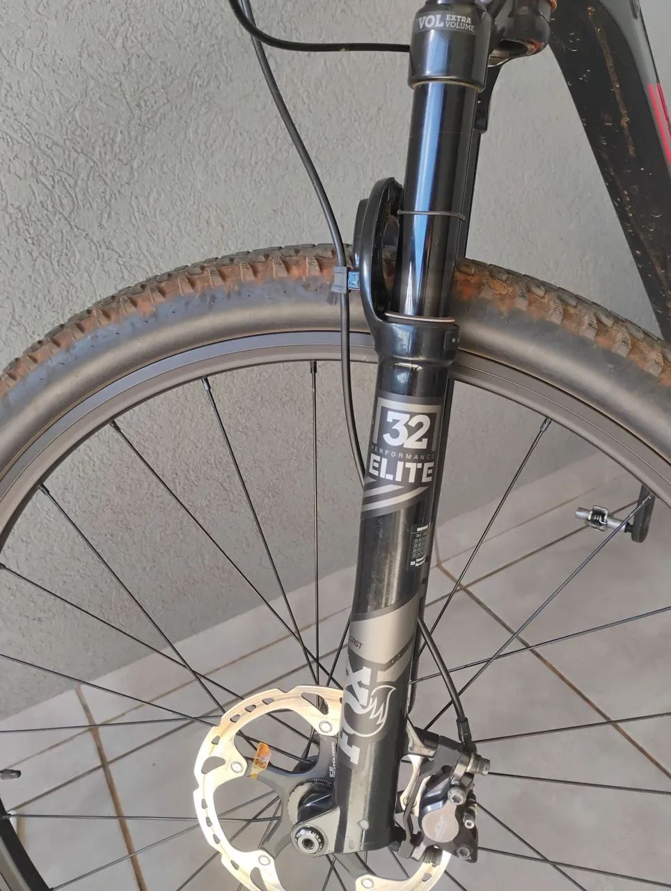 Suspensão Fox 32 Boost  - Foto 2