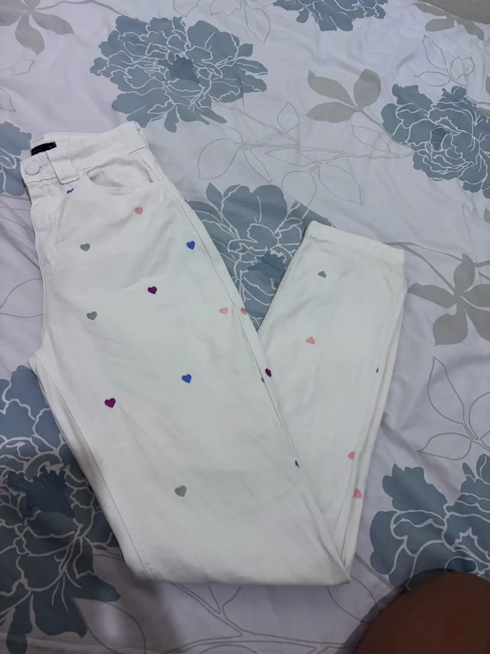 Calça mom