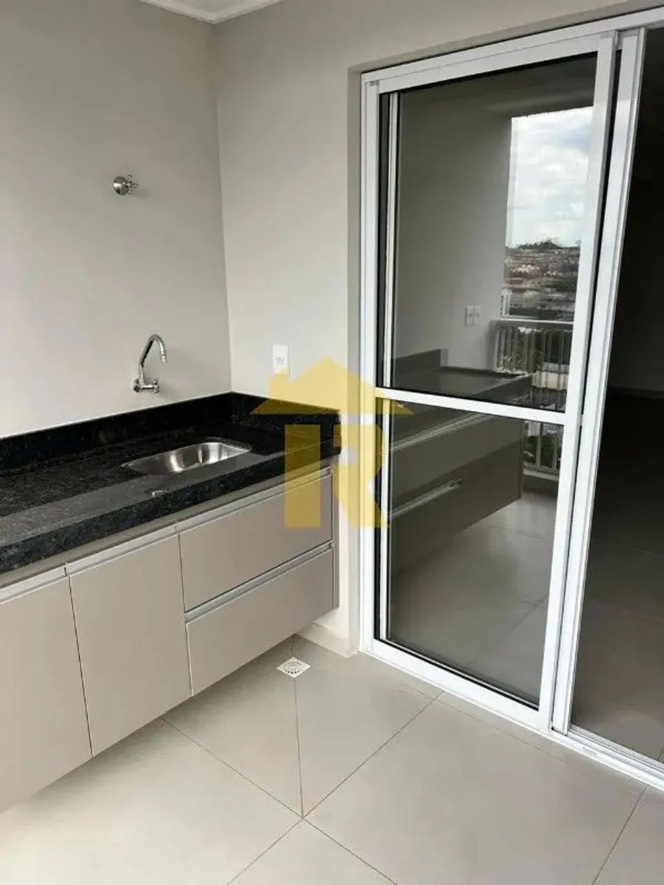 Apartamento à venda no Centro de São José do Rio Preto-SP: 2 quartos, 1 suíte, 2 salas, 2  - Foto 5