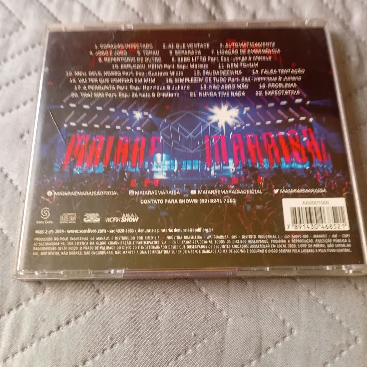 CD Maiara e Maraisa reflexo - Foto 2