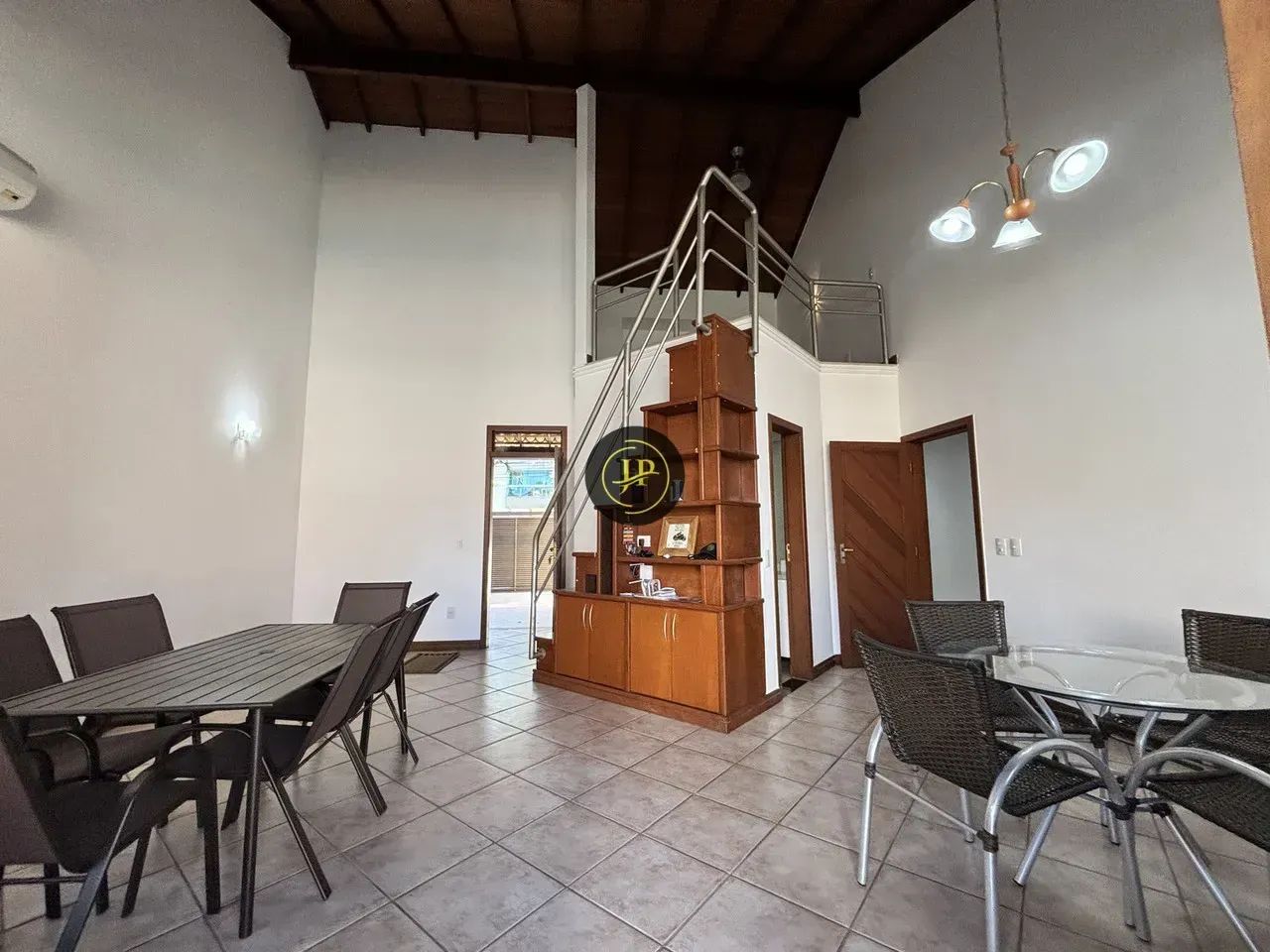 CASA LINEAR DE 03 QUARTOS/SUÍTE COM QUINTAL E PISCINA NA MATA DA PRAIA - Foto 4