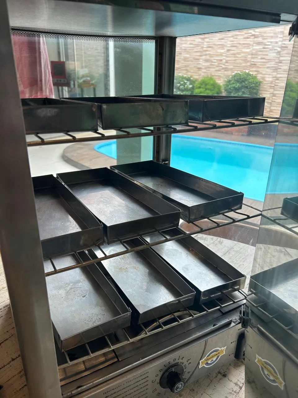 Expositor quente para salgados