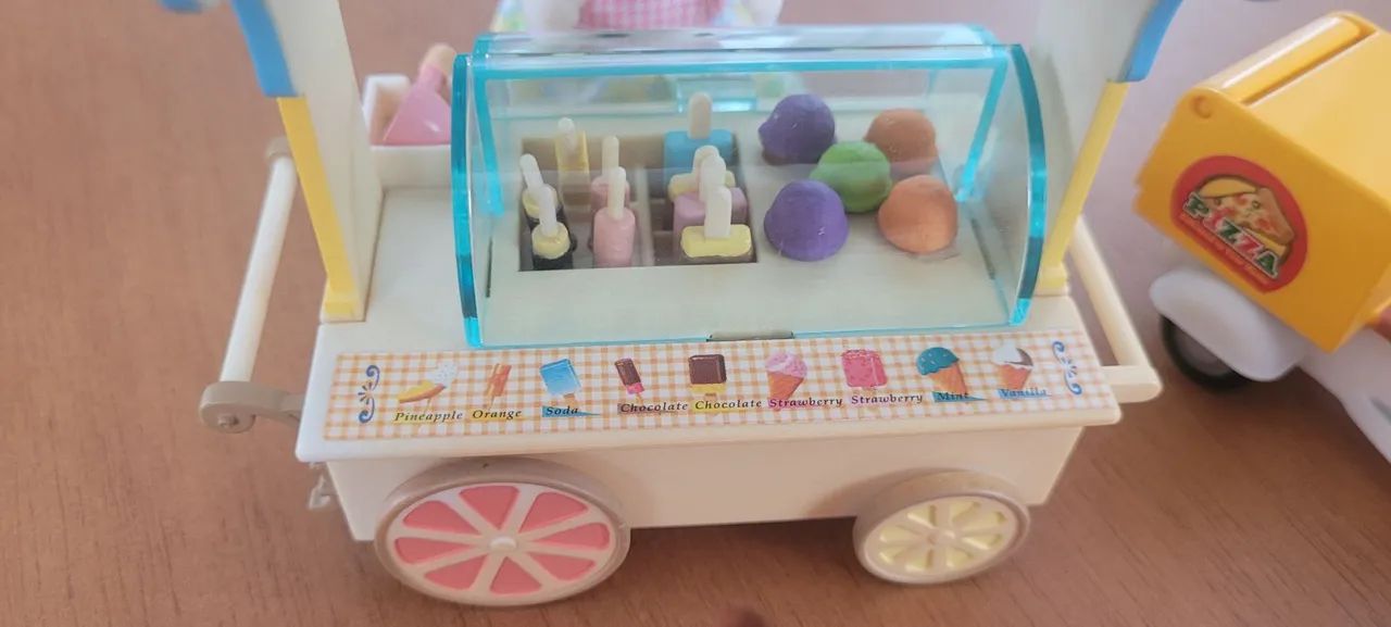 Sylvanian families carrinho de sorvetes e mobilete 