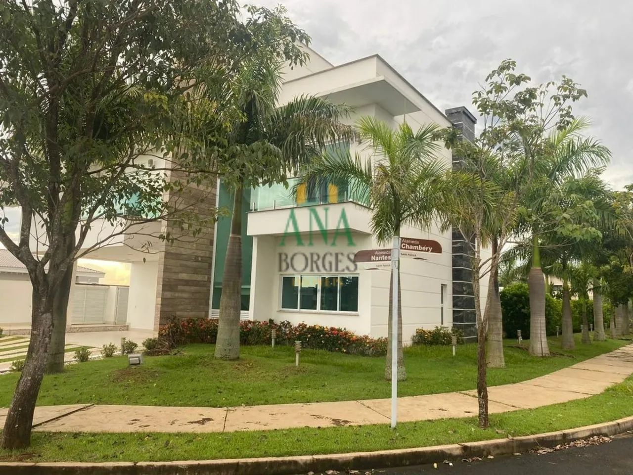 Casa Alto Padrão