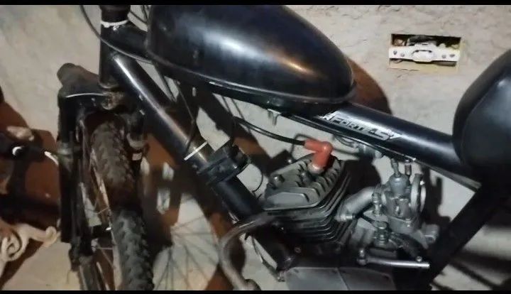 Motorizada 800 cilindradas. - Foto 4