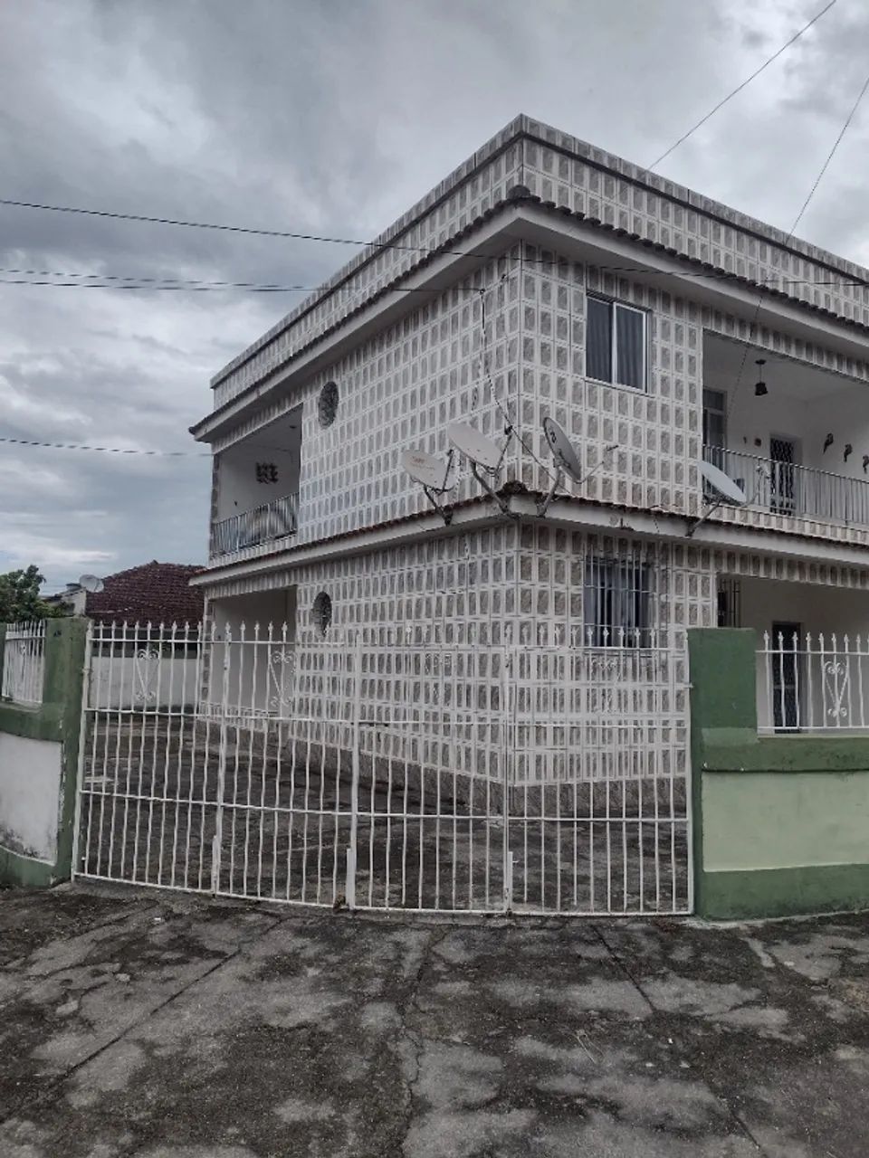 Alugo e Vendo Espaçosos Kitnets em Muriqui
